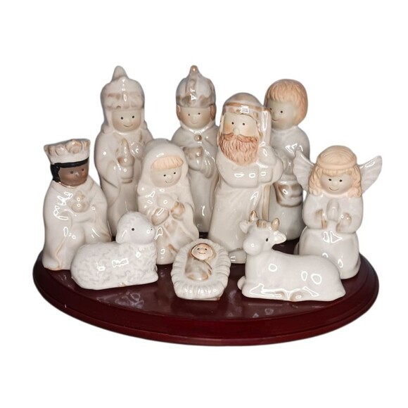 VTG Kirkland's Potter's Garden Nativity Scene Ceramic 10 Piece Set + Wood Base - Picture 2 of 5